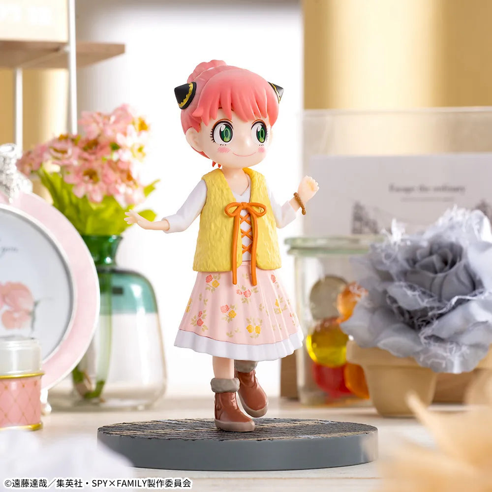 Sega Prize SPY x FAMILY Anya Forger Fashion Outfit Vol. 3.5 Luminasta Figure alternate product photo 3