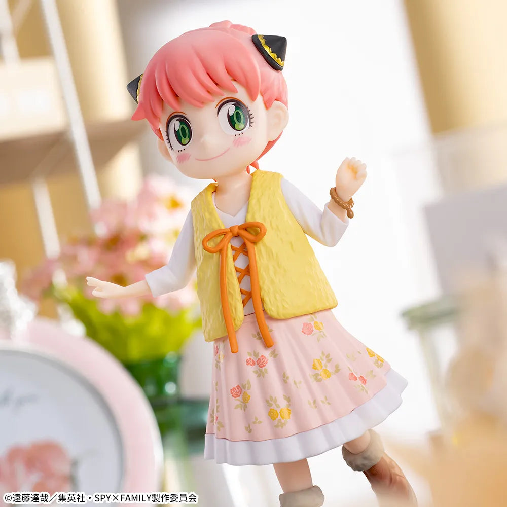 Sega Prize SPY x FAMILY Anya Forger Fashion Outfit Vol. 3.5 Luminasta Figure alternate product photo 4