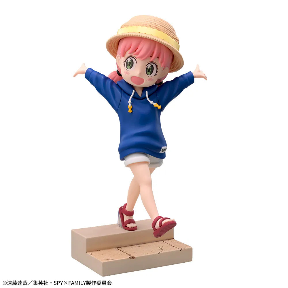 Sega Prize SPY x FAMILY Anya Forger Resort Ver. Luminasta Figure alternate product photo 9