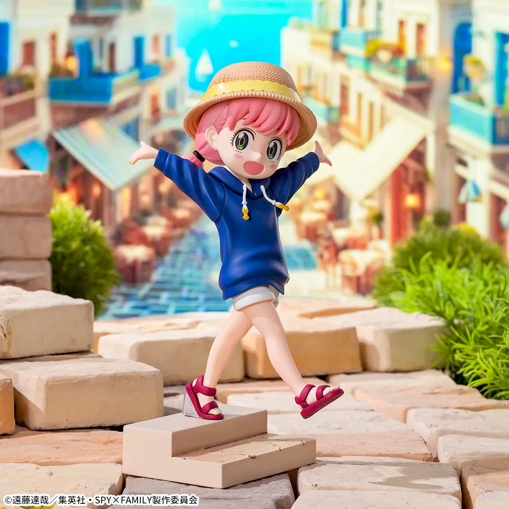 Sega Prize SPY x FAMILY Anya Forger Resort Ver. Luminasta Figure main product photo