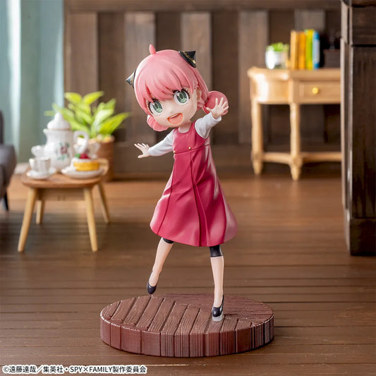 Sega Prize SPY x FAMILY Anya Forger Season 1 Ending Outfit Ver. Luminasta Figure main product photo
