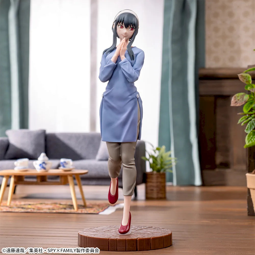 Sega Prize SPY x FAMILY Yor Forger Season 1 Ending Outfit Ver. 2 Luminasta Figure alternate product photo 2