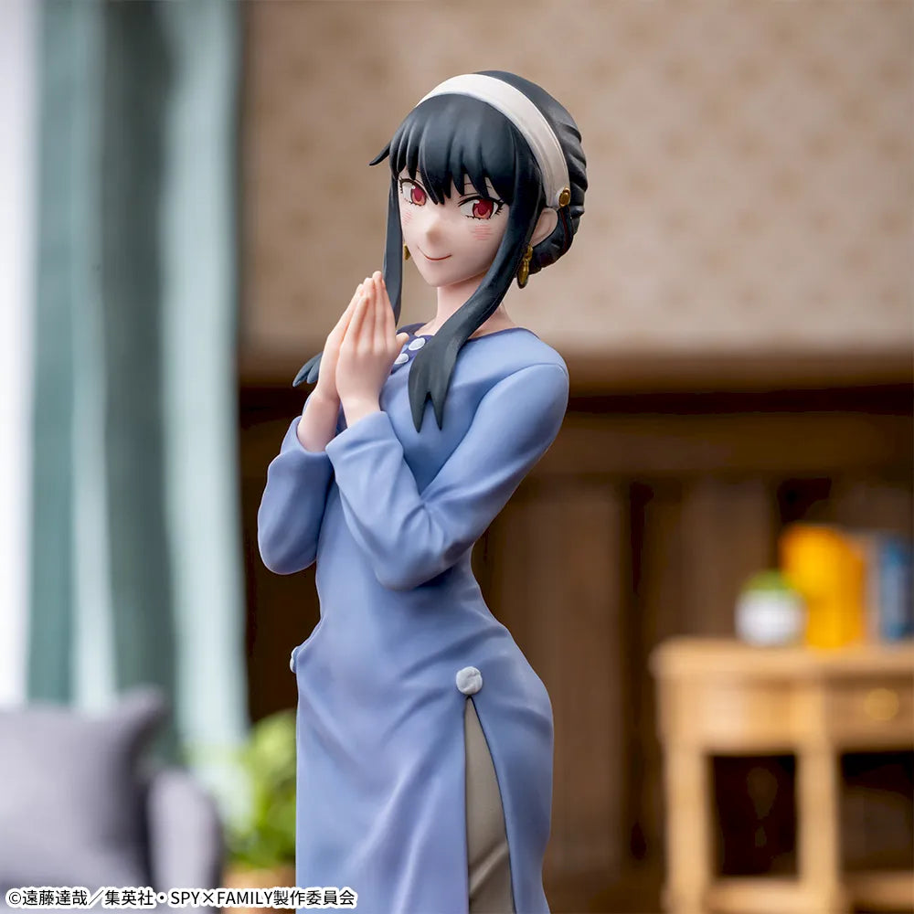 Sega Prize SPY x FAMILY Yor Forger Season 1 Ending Outfit Ver. 2 Luminasta Figure alternate product photo 3