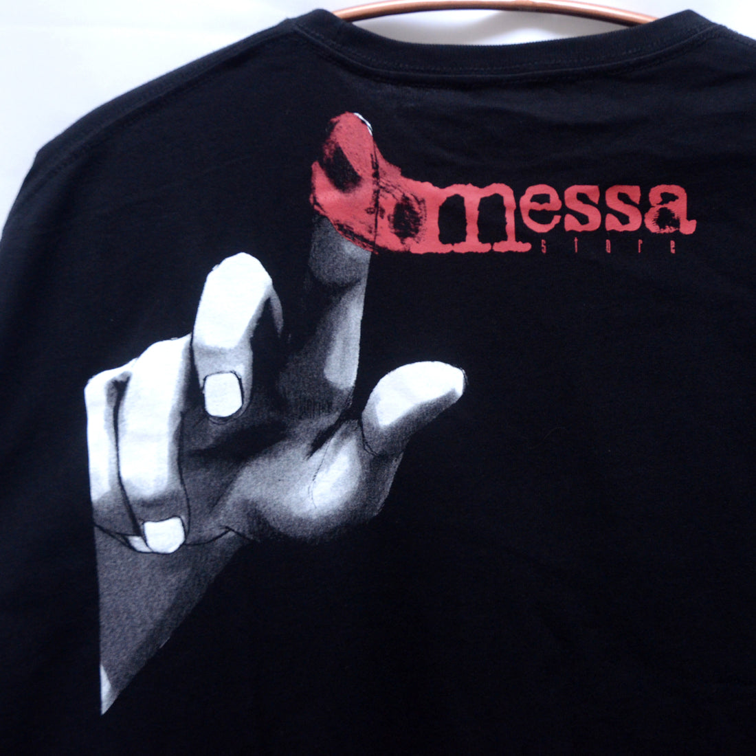 Serial Experiments Lain x messa Lain Iwakura Blood Trail Oversized T-Shirt in Black - official product photo 4