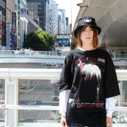 Serial Experiments Lain x messa Lain Iwakura Blood Trail Oversized T-Shirt in Black - official product photo 11