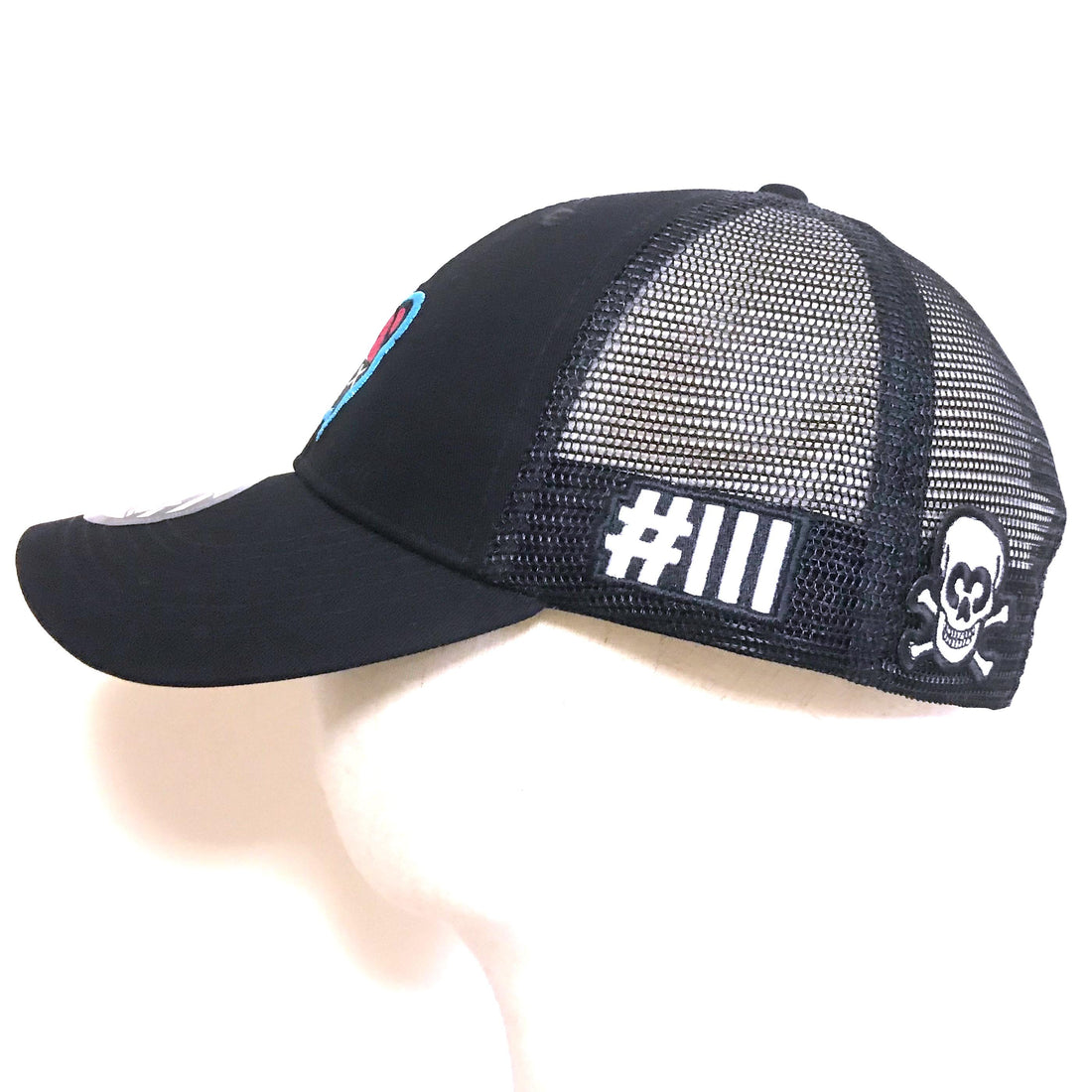 Serial Experiments Lain x NUMBER 3 Lain Bear Icon Embroidered Mesh Cap in Black - official product photo 4